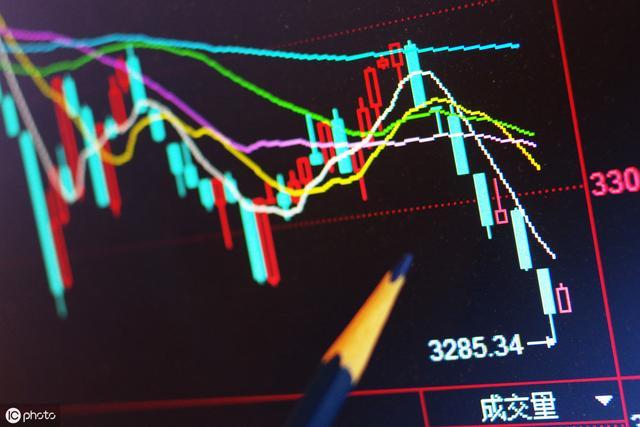 加密矿企接连向AI算力军火商转型 谁会是下一个CoreWeave(CRWV.US)?