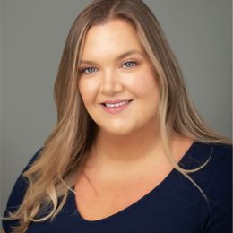 平南警方全力应对春节长假后办证高峰