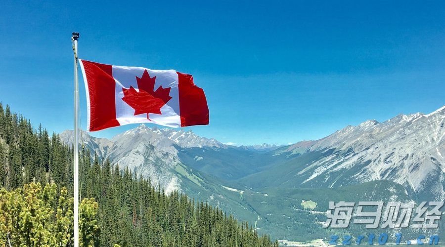 我市组织春季应征女青年上站体检