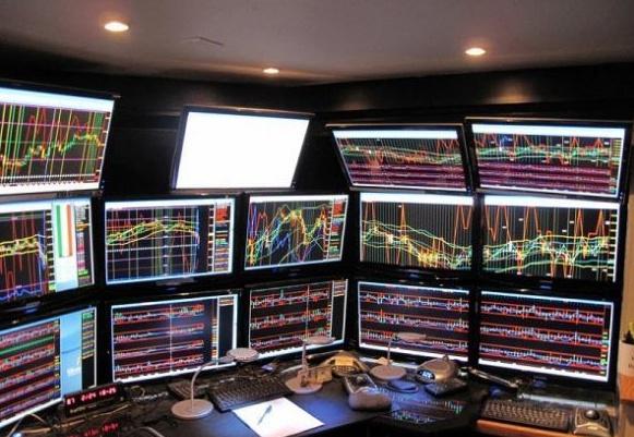 香港金管局连续干预港元汇率,情况如何发展?